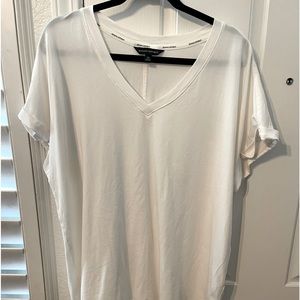 Banana Republic White T-shirt